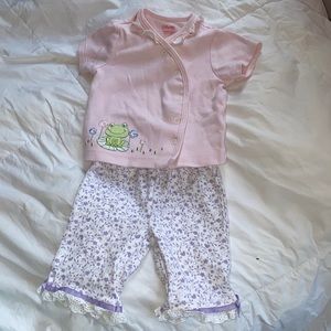 Baby clothes